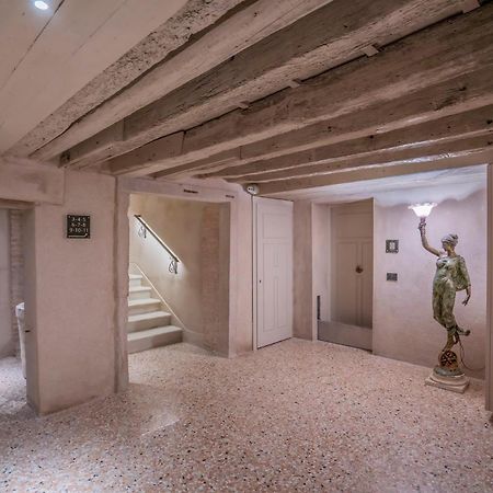 Corte Rubbi 8 Luxury Two-Bedroom Apartment -Dimora Italia - Венеция Екстериор снимка
