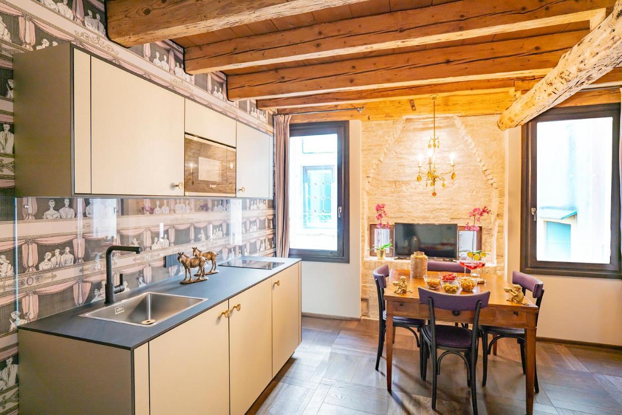 Corte Rubbi 8 Luxury Two-Bedroom Apartment -Dimora Italia - Венеция Екстериор снимка